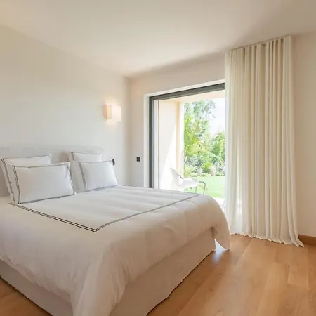 Beautiful In Great Location - Saint-tropez! * Σαιν-Τροπέ
