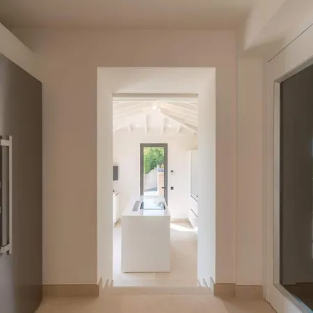 Beautiful In Great Location - Saint-tropez! *