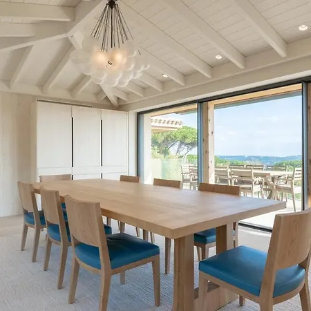别墅 Beautiful In Great Location - Saint-tropez!